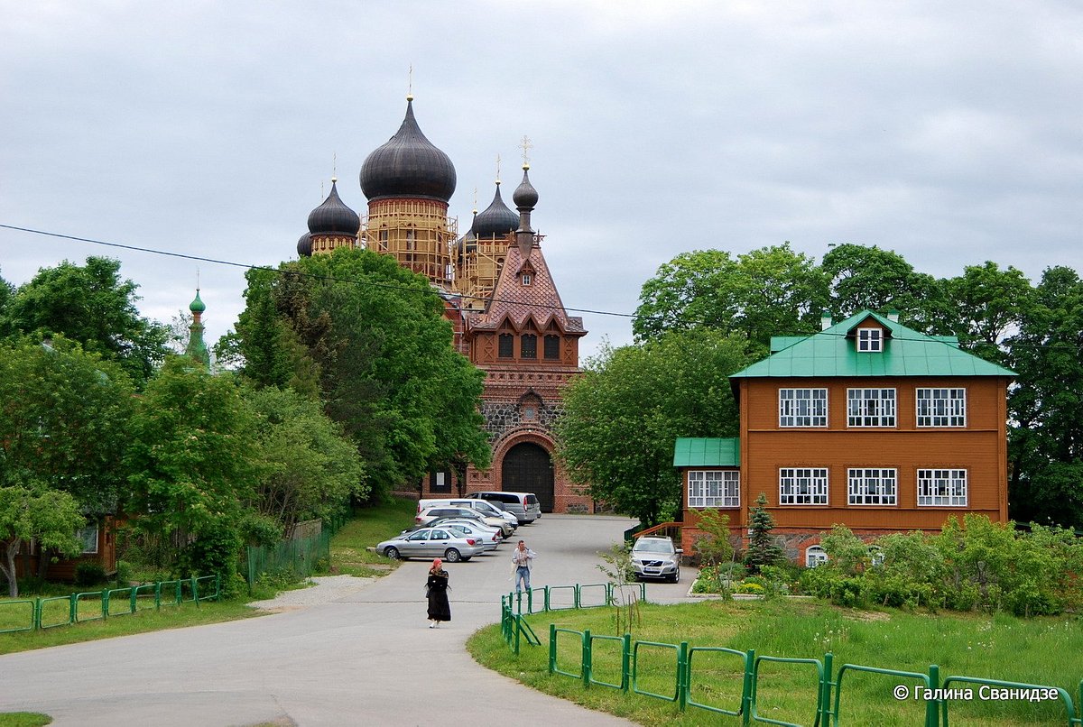 Пюхтицкий Ставропигиальный Свято-Успенский женский монастырь, Нарва -  Tripadvisor