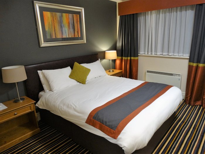 The Broughton Hotel Rooms: Pictures & Reviews - Tripadvisor