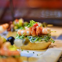 Derechos Exclusivos Reservados por LA TABERNA DEL PINTXO BANUS SL
