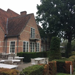 Side/rear view of restaurant