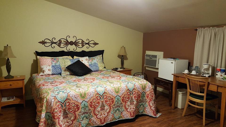 FULL MOON INN BED AND BREAKFAST Updated 2024 Reviews Photos Prices   The Peach Room More Upgrades 