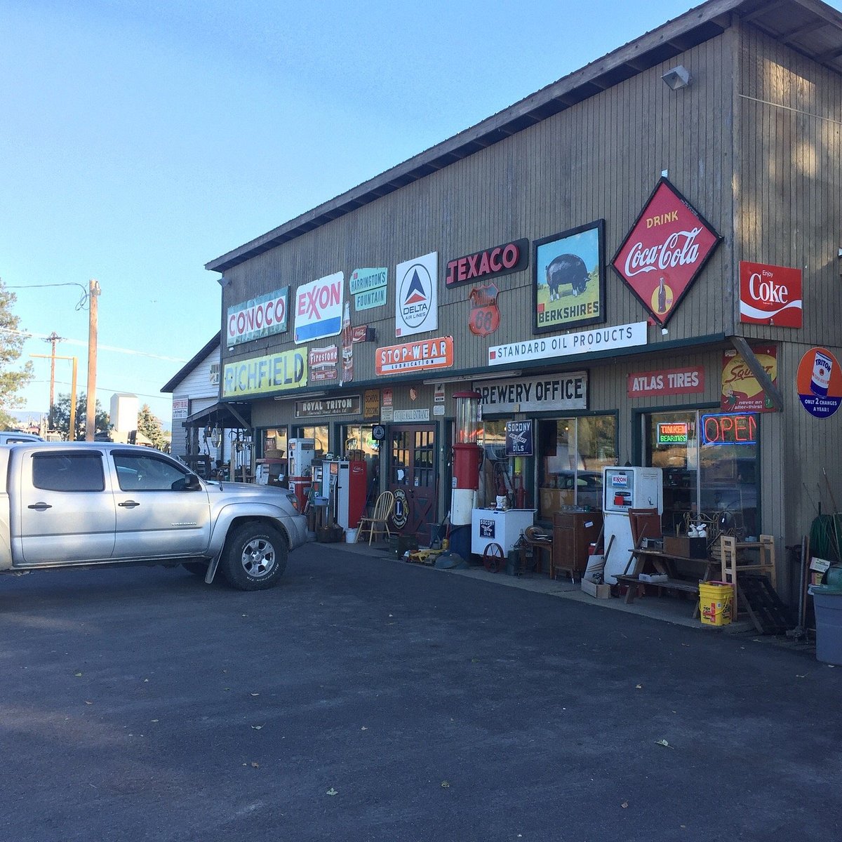 3-Mile Antique Mall (Bonners Ferry) - All You Need to Know BEFORE You Go