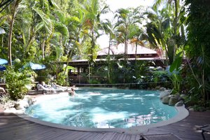 Pool & Beach