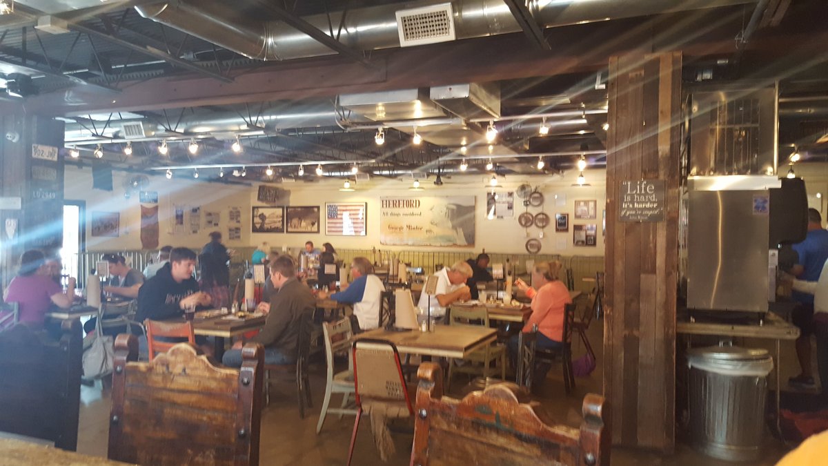 PECAN LODGE, Dallas - Restaurant Reviews, Photos & Phone Number ...