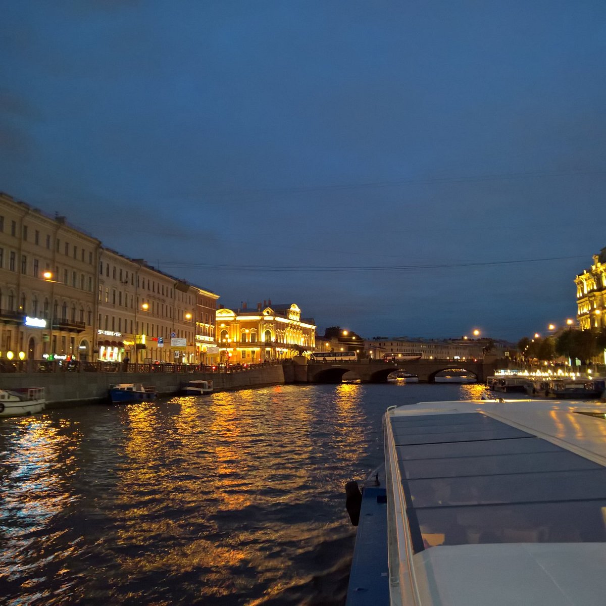 Гуд петербург. Ночной музыкальный теплоход СПБ.