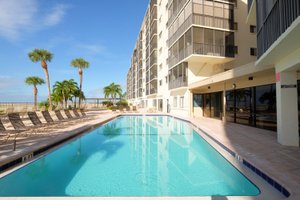Piscina e praia