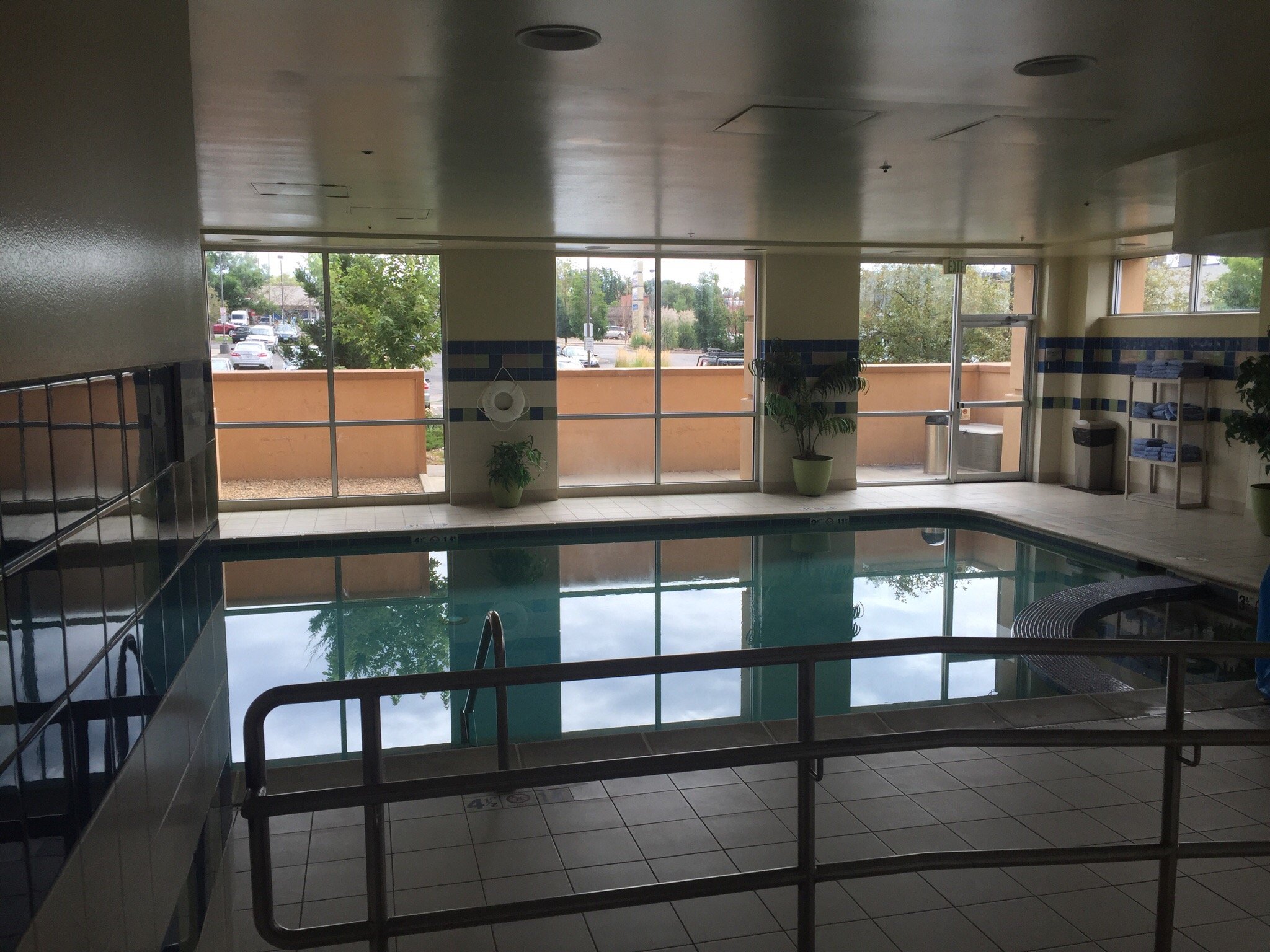 Courtyard By Marriott Denver Cherry Creek Pool Pictures Reviews   Pool 