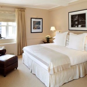 The second of the new staged rooms at rooms, so brand new that has not been occupied yet