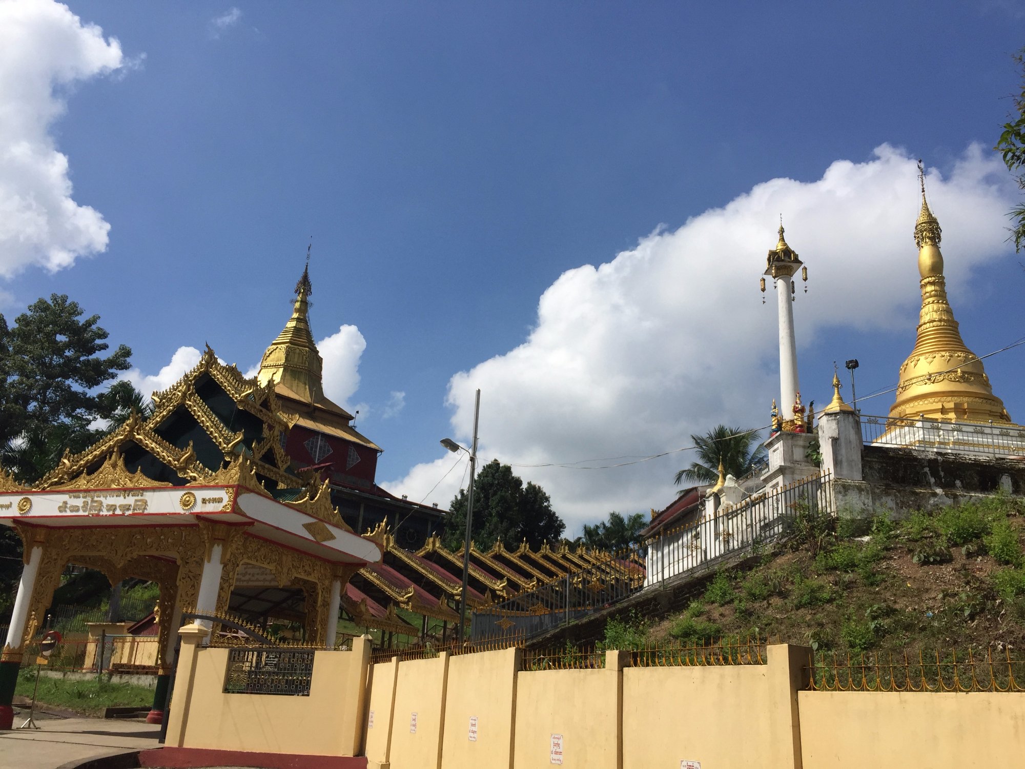 Nga Htat Gyi Pagoda (Yangon (Rangoon), Myanmar): Address, Phone Number ...