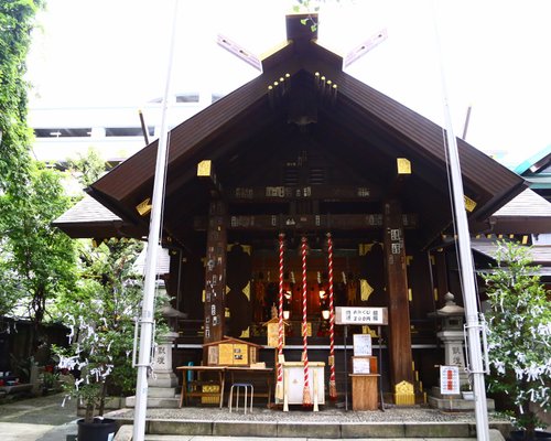 Tsukiji Honganji Tsukuda Building: Temple and Seniors' Residence Under One  Roof