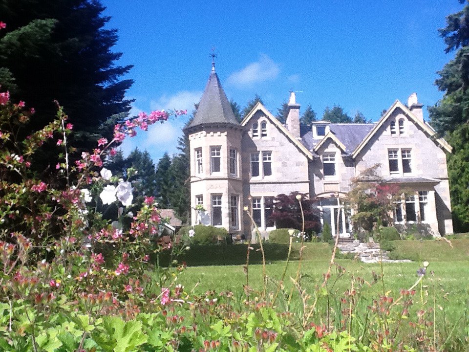 Hotel photo 1 of Tigh na Sgiath Country House Hotel.