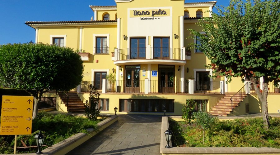The entrance at the front of the hotel