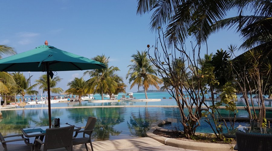 Restaurant in Pool area