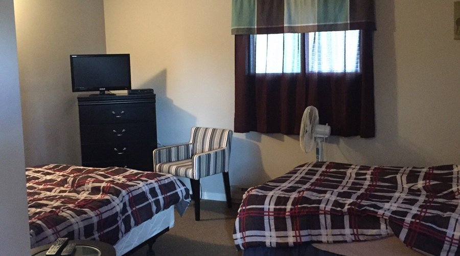 Nice clean spacious upgraded rooms