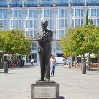 Statue of Federico Garcia Lorca
