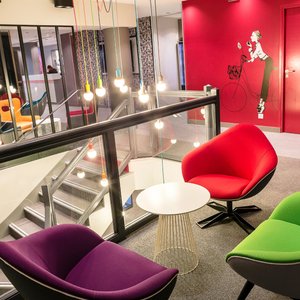 Hotel Paris Vaugirard is a 3 stars Hotel refurbished in 2016 with the theme of the Parisienne Wo