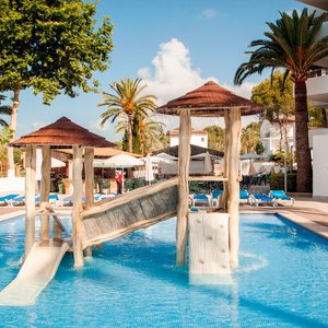 Splash pool