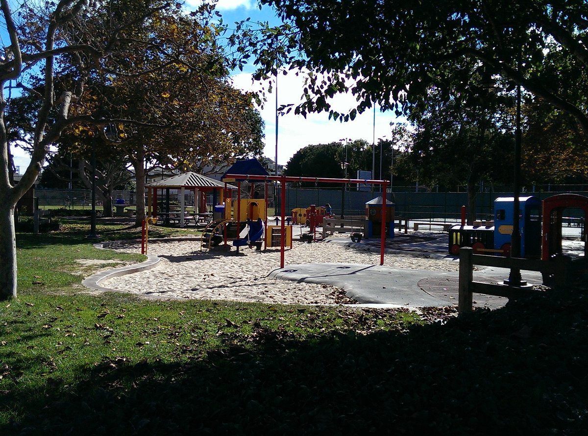 Live Oak Park Hour