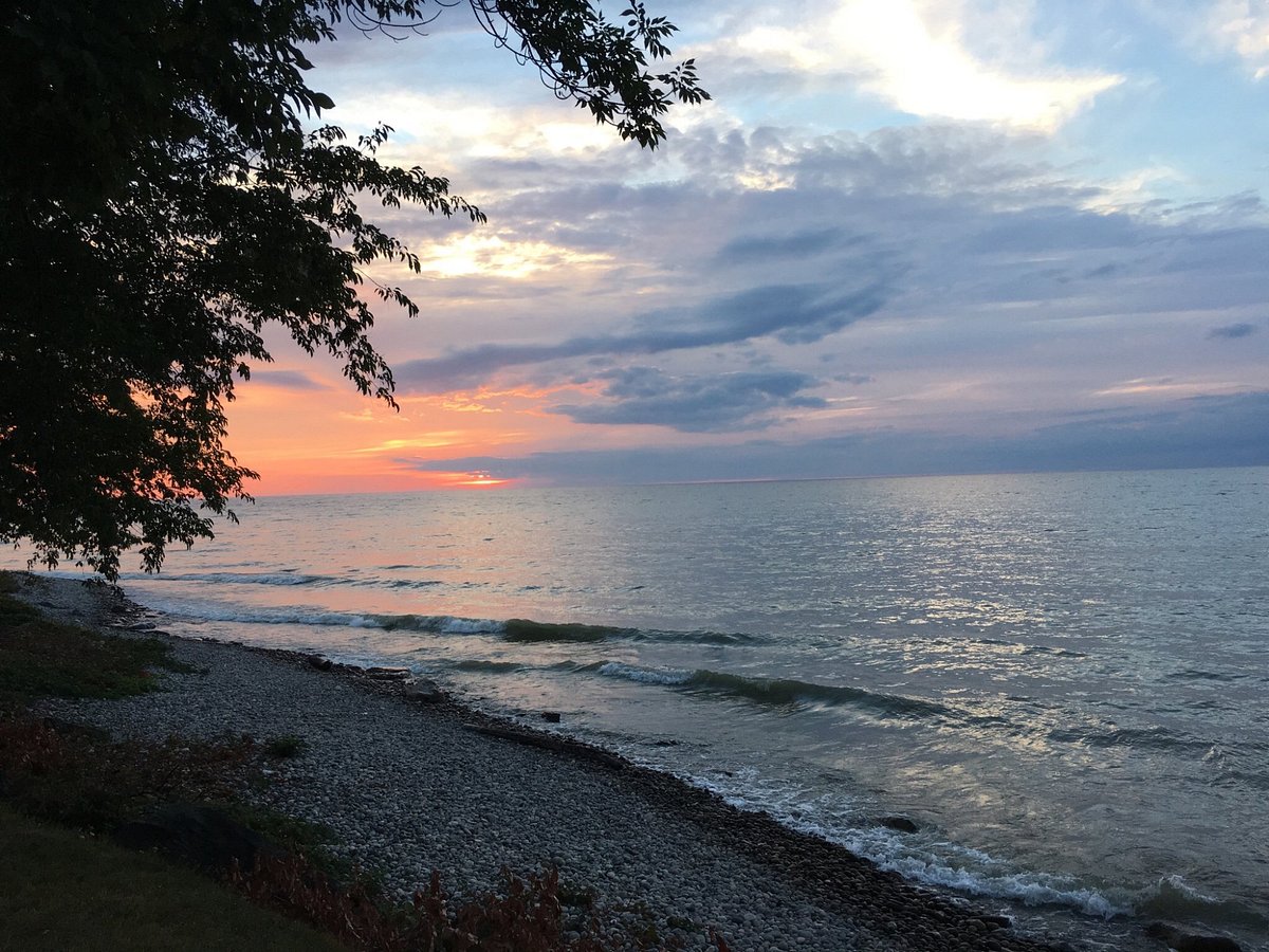Sunset Cabins and RV Park, hotel in Oswego
