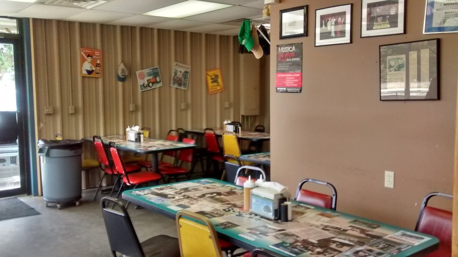 Bucky's Bar-B-Q