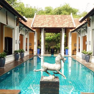 The pool in day.