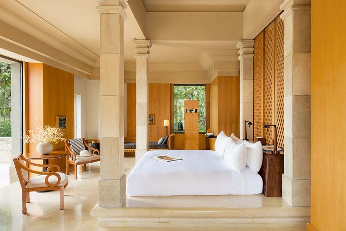 Luxury Hotel Resort in Borobudur | Amanjiwo |  Suite Bedroom