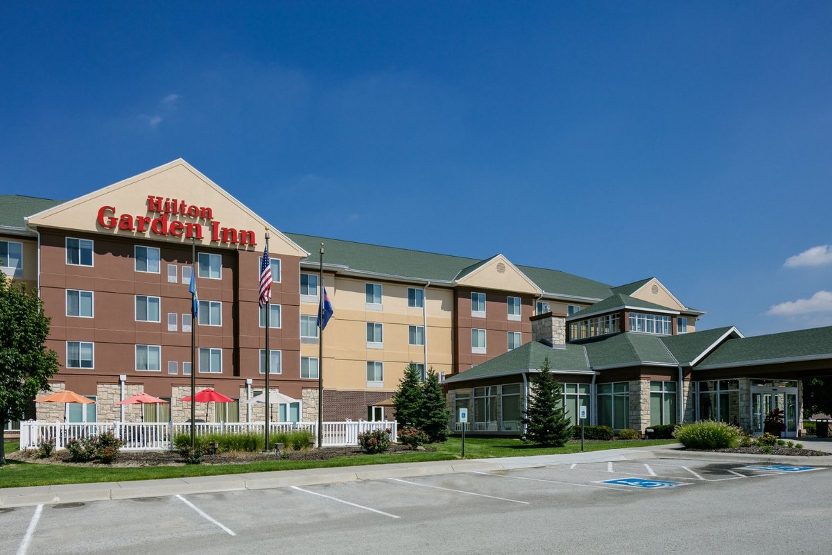 Hilton Garden Inn Omaha West Restaurant: Pictures & Reviews - Tripadvisor