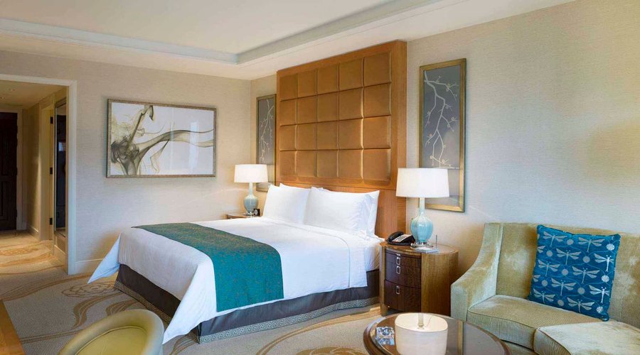 Deluxe Room King