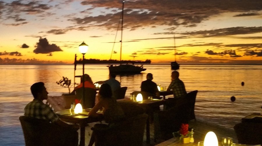 Romantic Sunset Diner Bora Bora Yacht Club