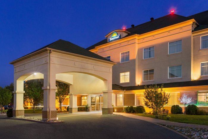 DAYS INN BY WYNDHAM OTTAWA AIRPORT $135 ($̶1̶8̶2̶) - Updated 2024 ...