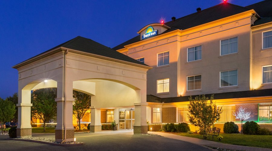 Welcome to Days Inn Ottawa Airport