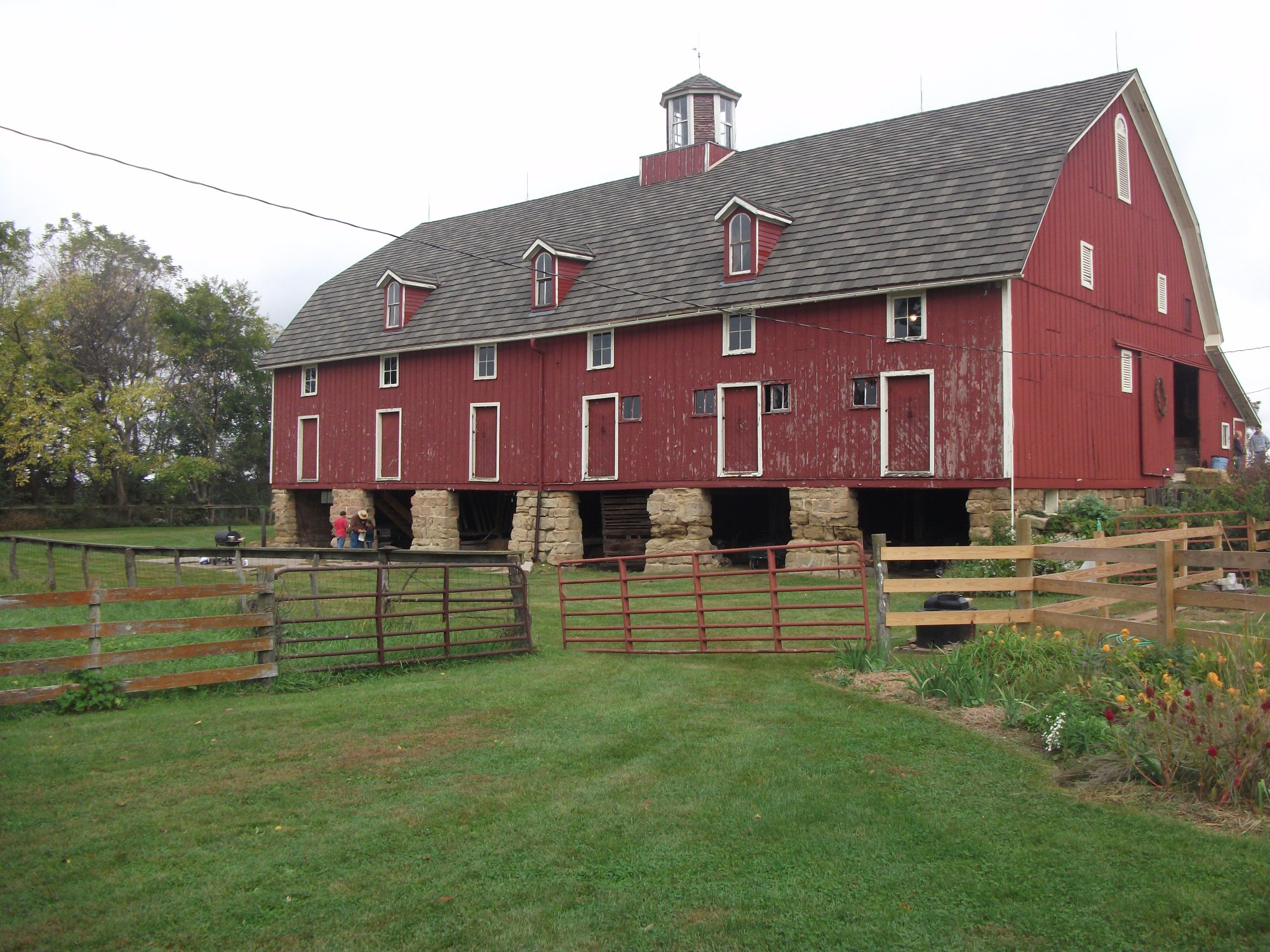 WALNUT GROVE FARM: 2021 Reviews (Knoxville, IL) - Photos Of B&B ...