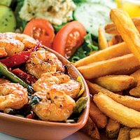 Gamba's met Yaki-Tori-saus (Gamba with fries)