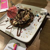 Türkiyenin en iyi waffle salonu artık Sivas ta..
