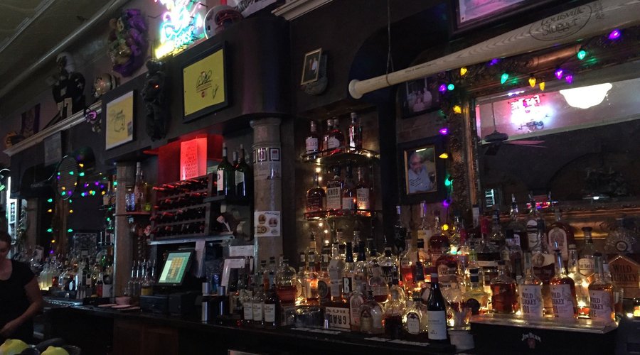 Micki's On Main