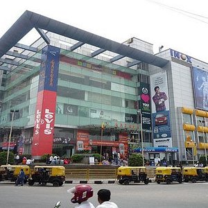 Tommy Hilfiger, Orion Mall, Rajajinagar, Bengaluru