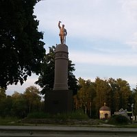 Памятник ижорцам - красногвардейцам