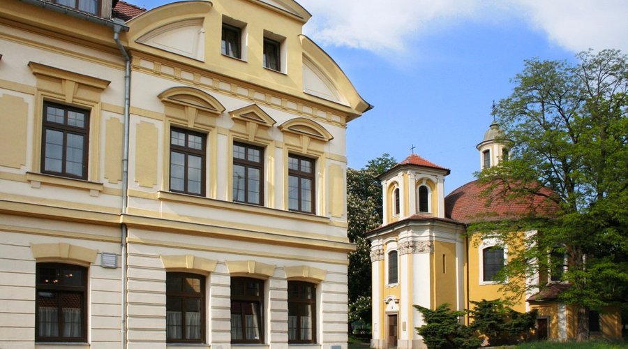 Hotel Casanova with St. Barbara Chapel