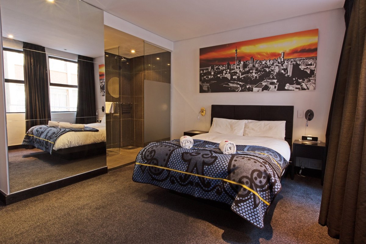 Once hotel. Джобург это.