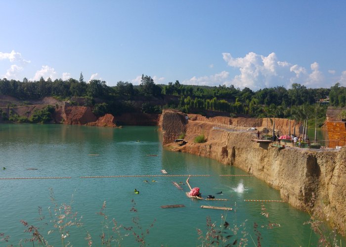 'Cliffjumping'