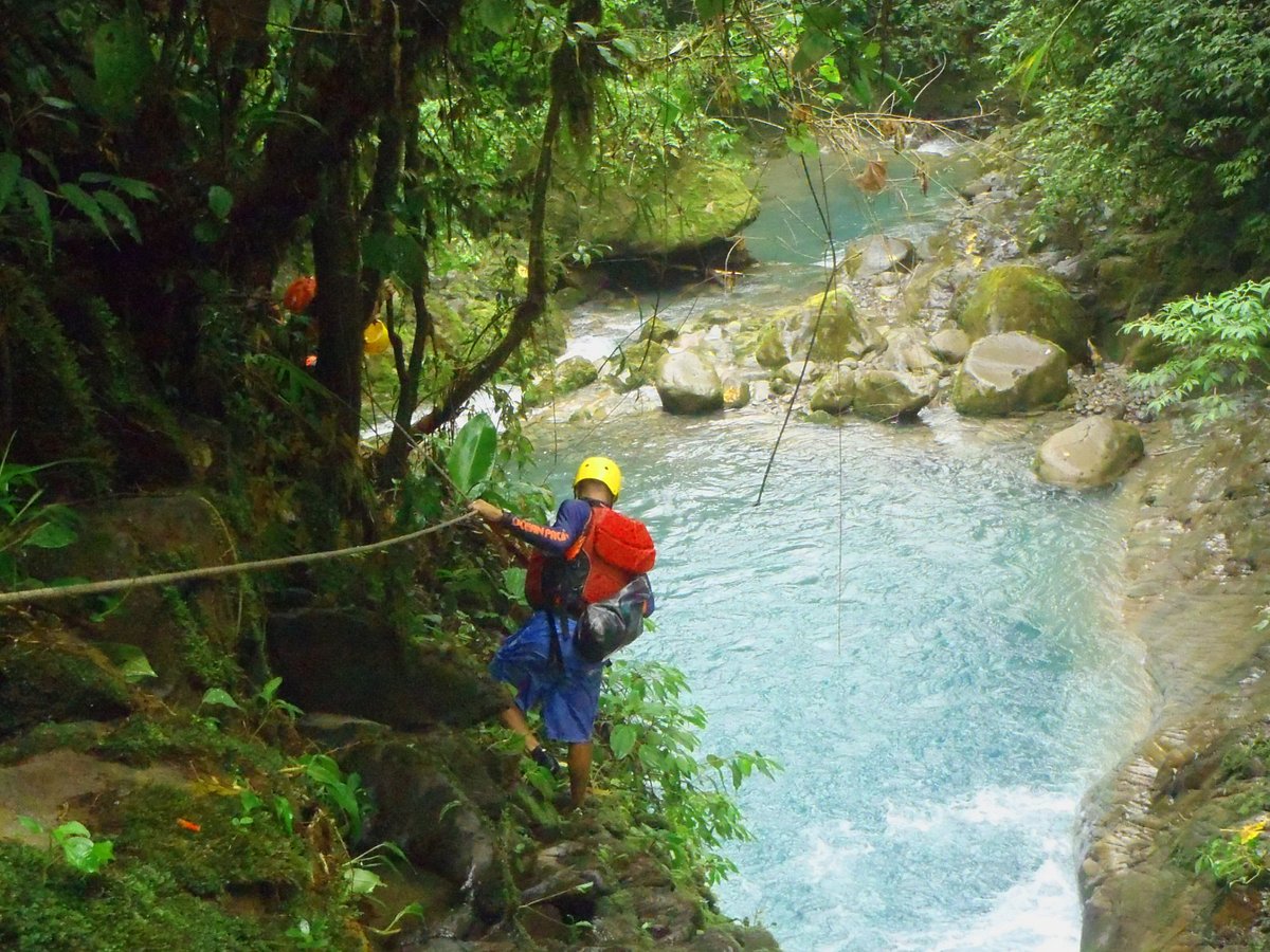 Red Lava Tourist Service Center (La Fortuna de San Carlos) - All You Need  to Know BEFORE You Go