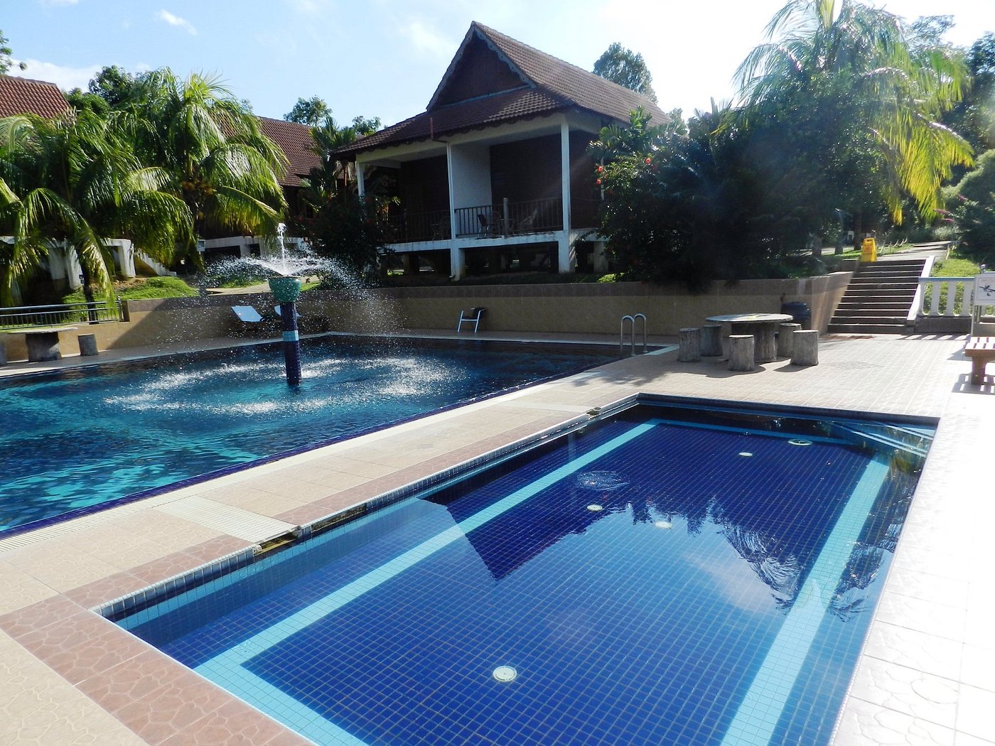 Xcape Resort Taman Negara Pool Pictures & Reviews - Tripadvisor