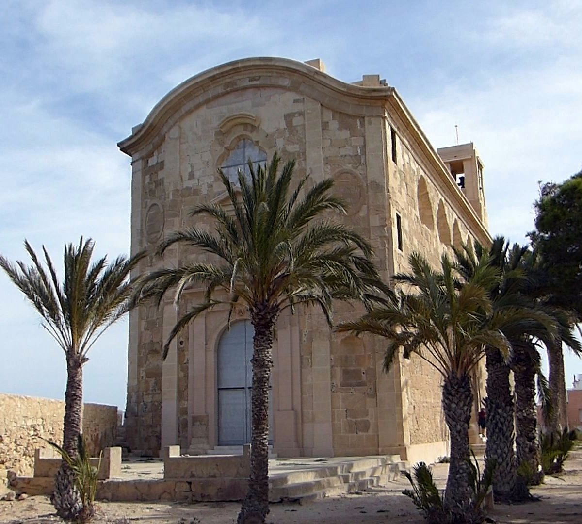 Todo 33+ Imagen de fondo iglesia de san pedro y san pablo (tabarca) Actualizar