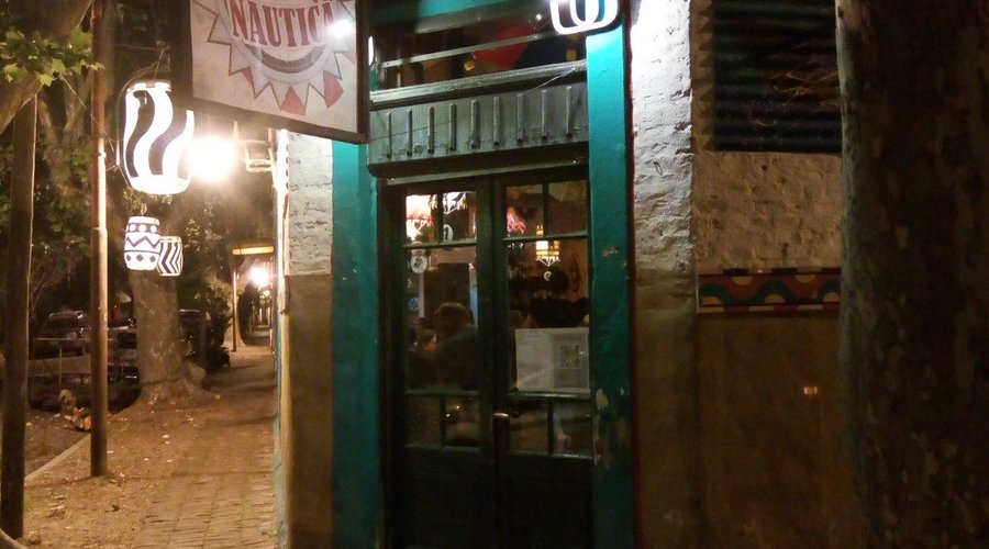 puerta del lugar