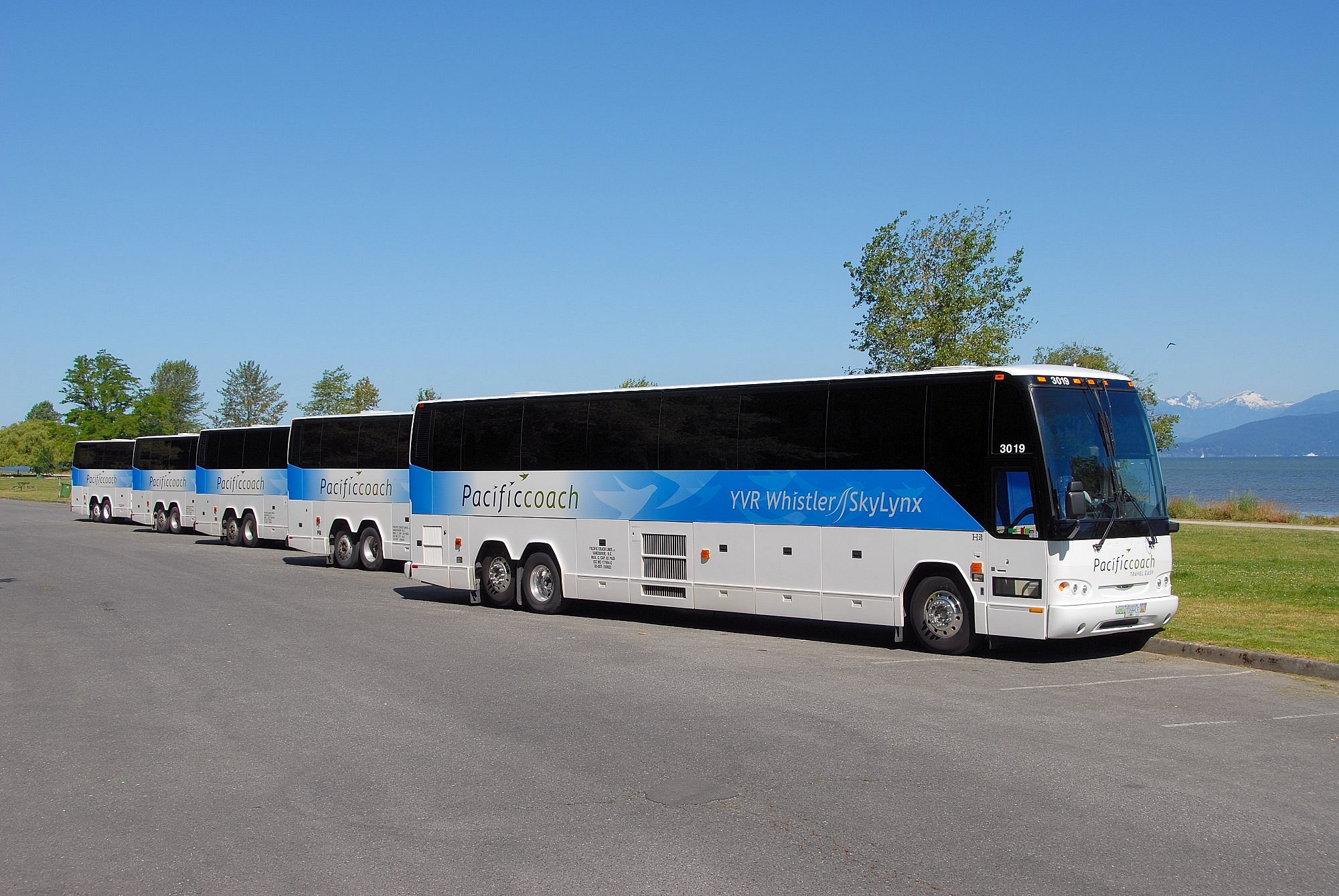 coach tour vancouver island