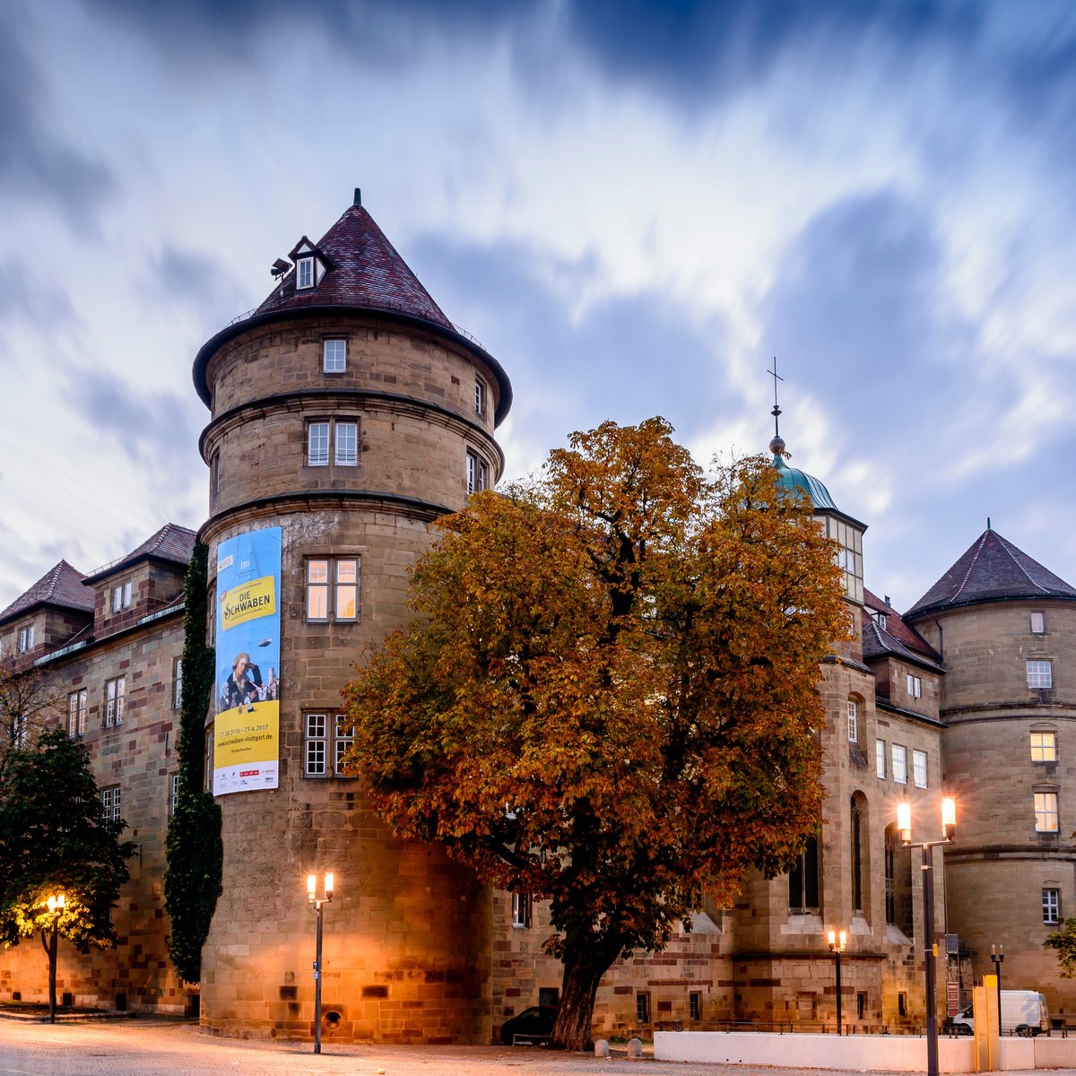 Stuttgart. Штутгарт музей Вюртемберг. Штутгарт altes Schloss. Германия, Баден-Вюртемберг, Штутгарт. Замок Вюртемберг Штутгарт.