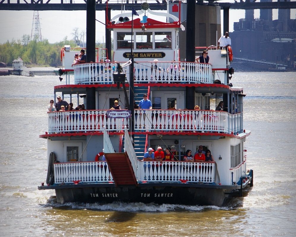 riverboat cruise st louis 2023