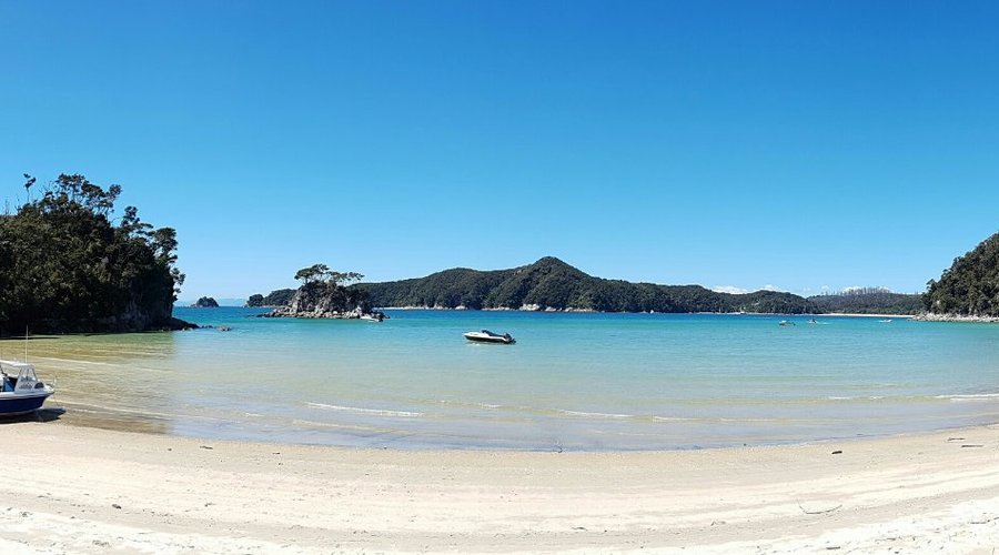 Torrent Bay