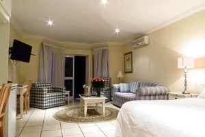 Room & Suite