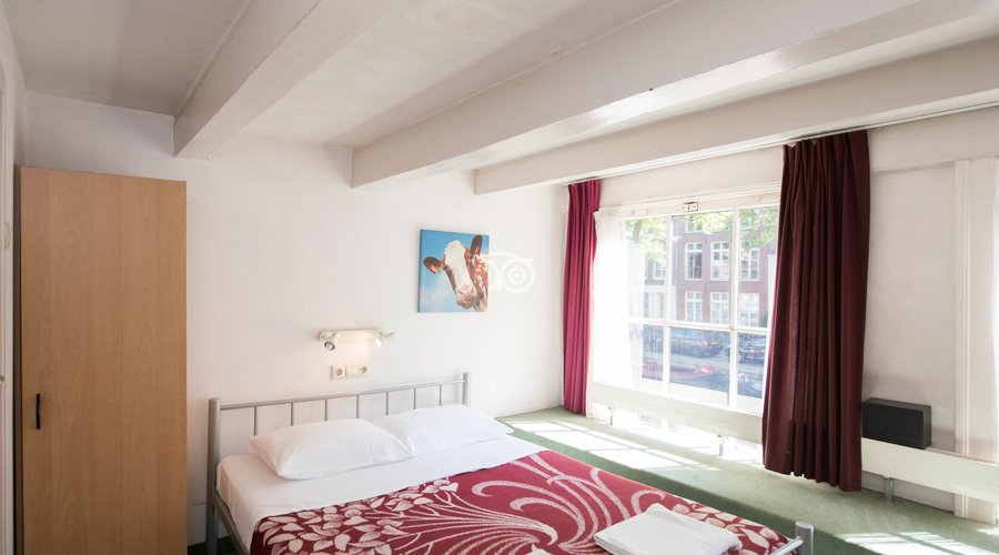 The Double Room at the Hotel van Onna